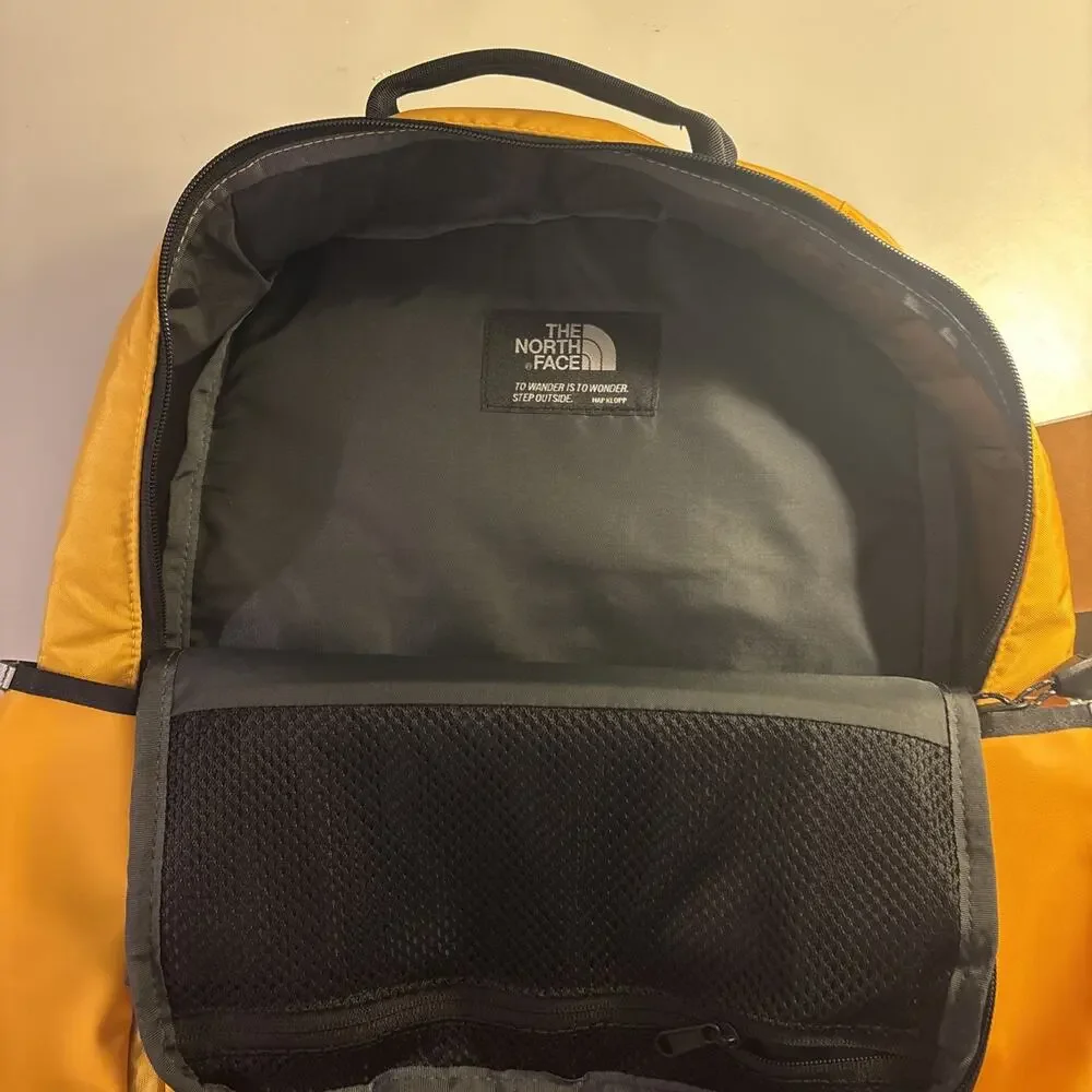 NWT The North Face Base Camp Daypack Backpack (Summit Gold/TNF Black) Brand New!